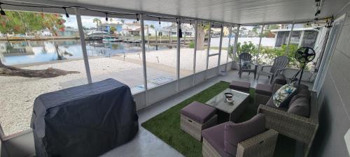 المرافق, The Seaside Retreat in Hudson