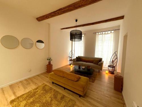 CARPENTRAS BEL APPARTEMENT au CENTRE VILLE - Location saisonnière - Carpentras