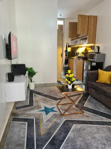 TVHStays Cozy 1-BEDROOM Roysambu in Nairobi