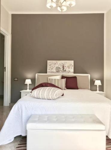 Saint Philippe Maison, Aci Catena
