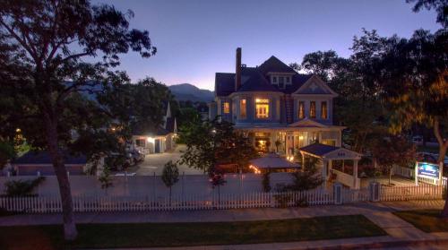The St. Mary's Inn, Bed and Breakfast - Accommodation - Colorado Springs