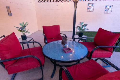 Family Friendly Close of Strip Hot Tub and Driveway, Las Vegas (foto 7)