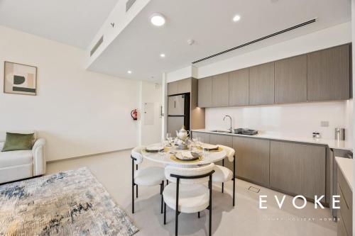 Grande 2BR Balcony Burj & Fountain Views by Evoke, Дубай (фото 3)
