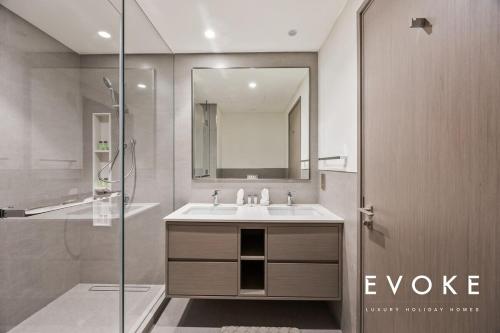 Grande 2BR Balcony Burj & Fountain Views by Evoke, Дубай (фото 8)