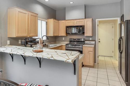 4 Mi to Las Vegas Strip Home with Covered Patio!, Las Vegas (foto 8)