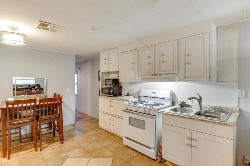 Near I-15 Convenient and Low-Key Las Vegas Home!, Las Vegas (foto 6)