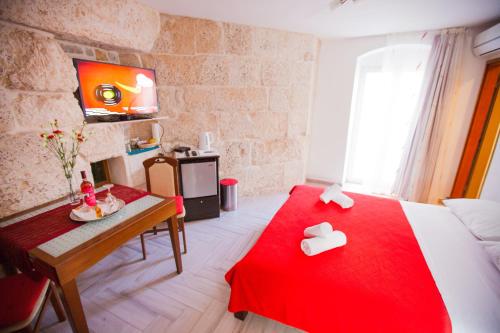Golden Gate Dream Rooms, Split (photo 7)