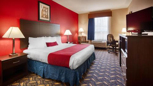 Best Western Plus McKinney Inn & Suites in Мак-Кинни