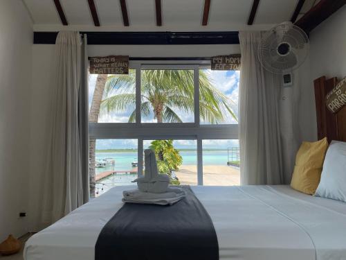 The Yak Lake House - Hostal Bacalar in Bacalar