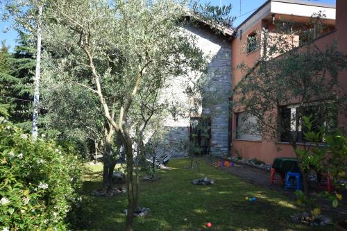  Flat Le Vigne, Pension in Como