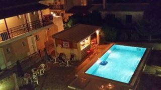 Evans Studios Stop at Evans Studios to discover the wonders of Zakynthos Island. The hotel offers a wide range of amenities and perks to ensure you have a great time. Luggage storage, room service, airport transfe