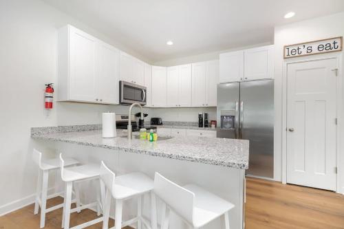 NewDuplex! 6Bed 5Bath - HotTubs - Sleeps 12!, Denver (fotografie 10)