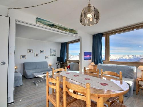 Bel appartement a Aime 2000 pour 6 pers, grande terrasse, vue montagne - FR-1-455-271 in La Plagne