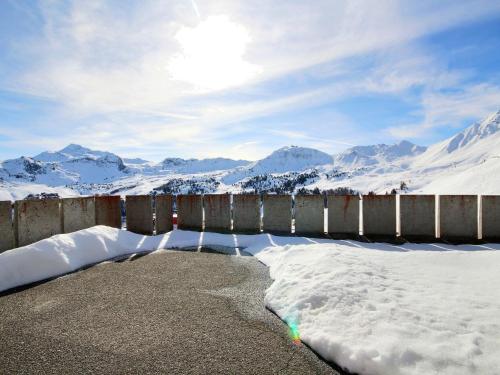 Bel appartement a Aime 2000 pour 6 pers, grande terrasse, vue montagne - FR-1-455-271 in La Plagne
