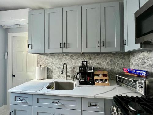 3 bedrooms in 2nd floor Modern Brooklyn home, Close to J train, Brooklyn (foto 4)