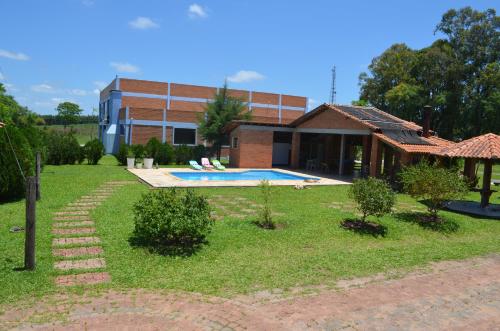 Peldbaseins, Sítio Hotel e Eventos (Sitio Hotel e Eventos) in São Pedro Do Sul