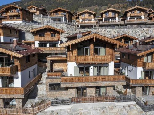 Luxury Chalet with Views and Sauna