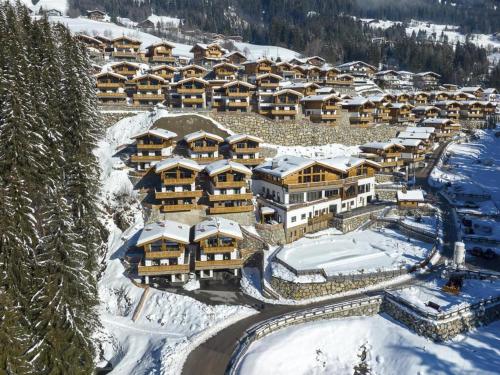 Alpine Chalet Retreat in Rossberg