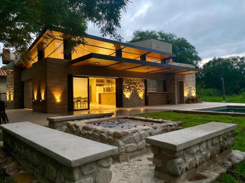 Loto San Lorenzo Loft l Piscina & Naturaleza in 산 로렌소