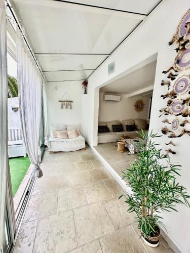 Attrezzature e servizi, Charmante maison in Avenue de Cannes