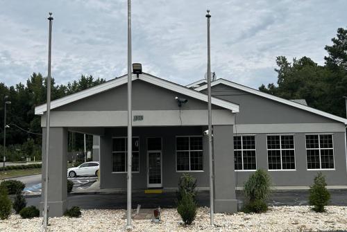 ทัศนียภาพภายนอกโรงแรม, ซูเปอร์ 8 บาย วินด์แฮม ฟาเยตต์วิลล์ (Super 8 By Wyndham Fayetteville) in ฟาเยตต์วิลล์ (NC)