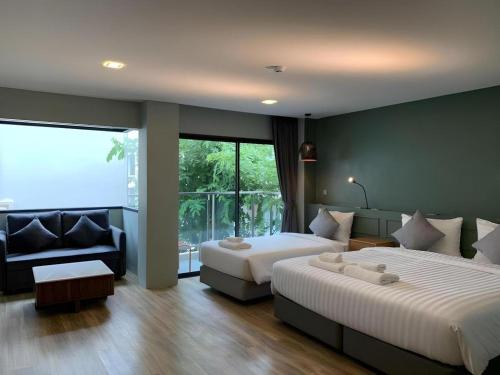Eco Cozy Beachfront Resort Chaam