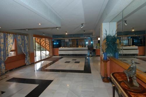 Hotel Corregidor - 출입구