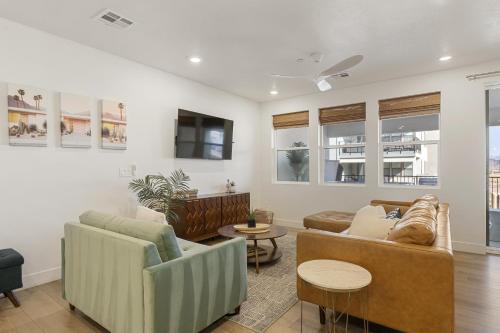 Palm Paradise #206 condo