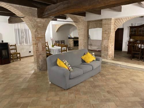 Koplietošanas atpūtas telpa ar TV, Casale Col di Massa Residenza di campagna in Costacciaro