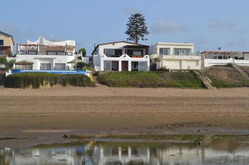 beachfront house frond de mer in Skhirat