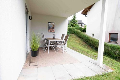 Garden, C&S Living I Terrasse I Kuche I Parkplatz in Tauberbischofsheim