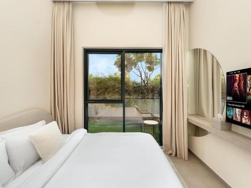 Dubai Hills Retreat Garden, Pool & Park Access, Dubaj (fotografie 10)