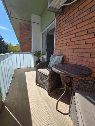 OLIVA 50 - 4 Bedrooms and Office - 3 Bathrooms - Near Lisbon Expo & Airport - image 10