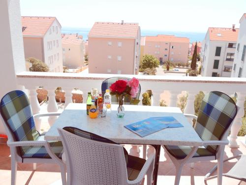 Apartments-Novalja-Zrce 4