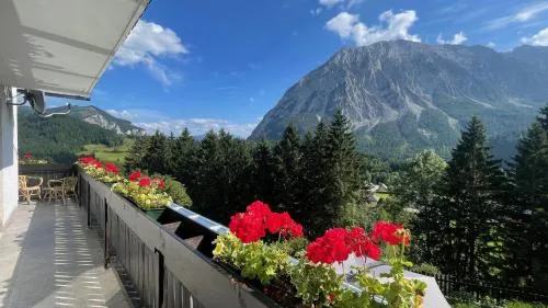 Tauplitz-Grimming-View Apartment mit Sauna in Tauplitz, Österreich