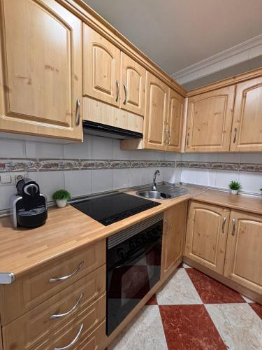 Apartamento céntrico, planta baja, zona muy tranquila con fácil aparcamiento (Apartamento centrico, planta baja, zona muy tranquila con facil aparcamiento) in اندوجار