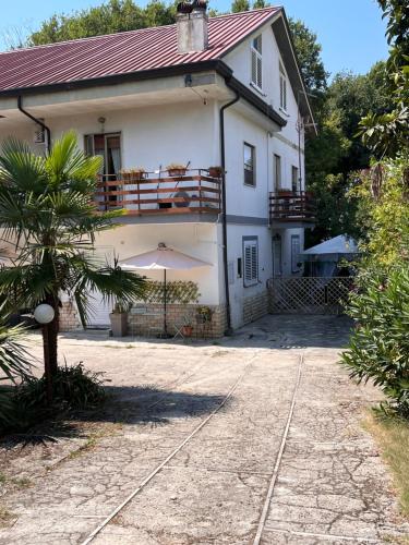 Nel giardino segreto in San Giorgio A Liri