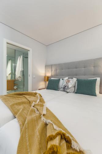 Urban Oasis Six Suites Apts Porto, Trofa