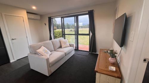 Iekārtas, Woodstock Escape to the Country in Burnt Hill