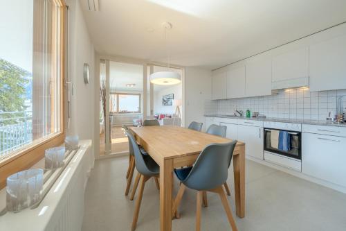 Fortuna 14 by Arosa Vacations, Exklusive App im Zentrum mit Bergblick, Arosa (foto 3)