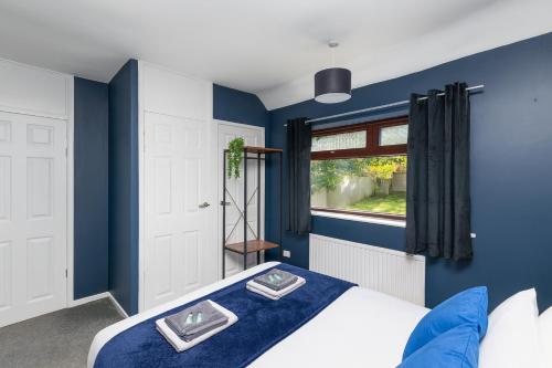 Newhall by Alt-Stay Contractor Accommodation - 3 Bed Contractor Home With Parking Wi-Fi & Full Kitchen - Ideal For Long stays - image 2