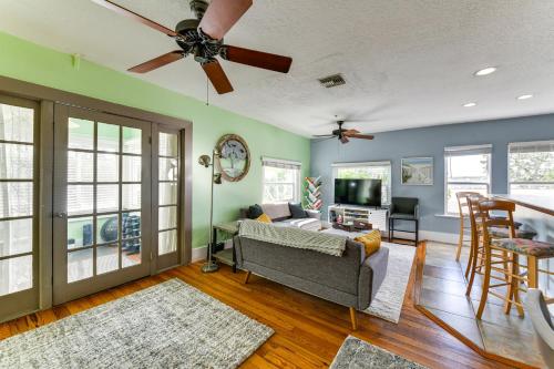 Manatee River Views Palmetto Paradise with Fire Pit in Palmetto