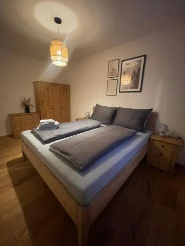 Haus im Grünen Nr 9 in Villach, Österreich