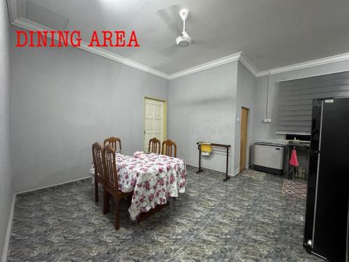 المرافق, Homestay Moktok Jeli in Jeli