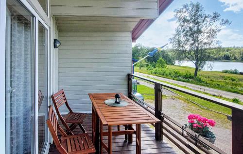 . Awesome Apartment In Färgelanda