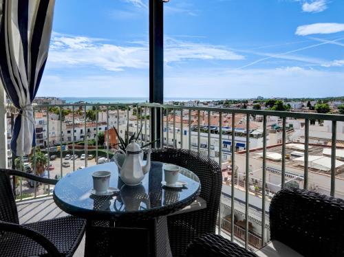 Atalaya Apartment by Hello Homes Sitges - image 2