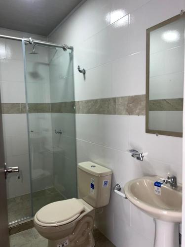 Shower, Hotel Crystal Acacias in Acacias