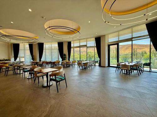 餐廳, Miraki Resort in 沙赫里薩布茲