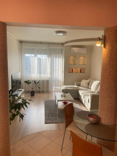 Guestroom, Encsi apartman in Salgótarján