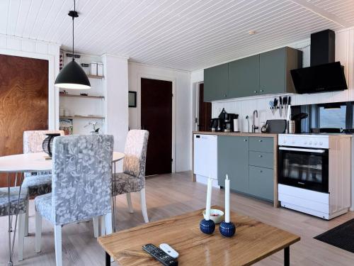 Charming House With Amazing Sea View in Toftir